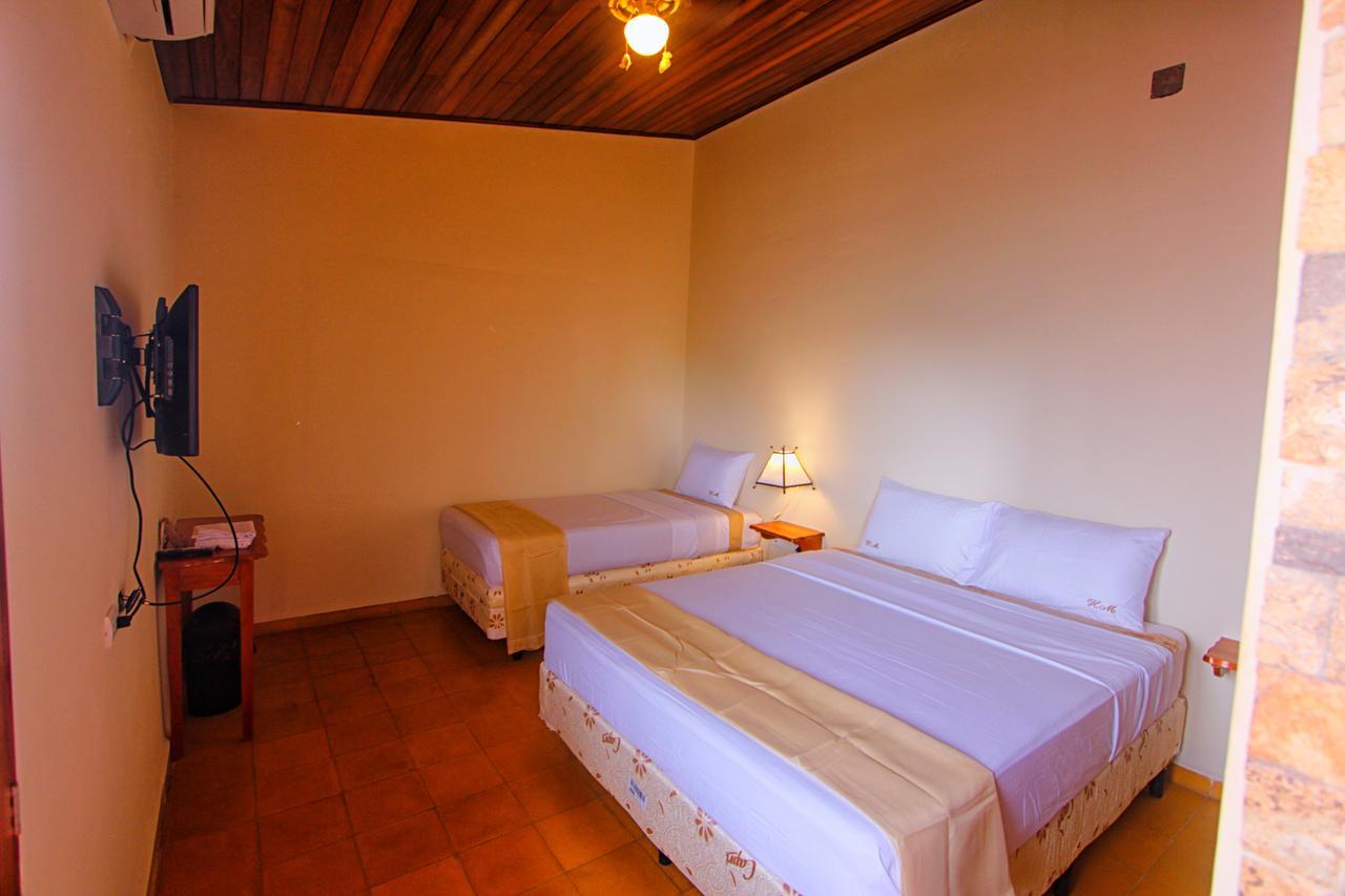 Hotel Mirna & Oct Granada Exterior photo